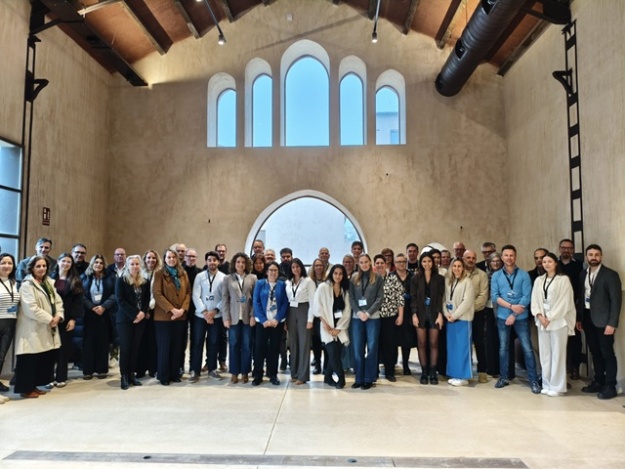 Tots els participants en una foto de grup de la XXVII Assemblea General de Xarxa FP celebrada a Rodes