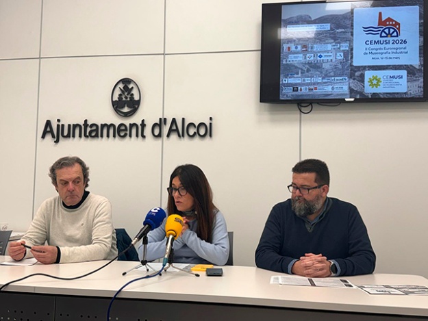 Gadea, Zamorano y Vidal en rueda de prensa