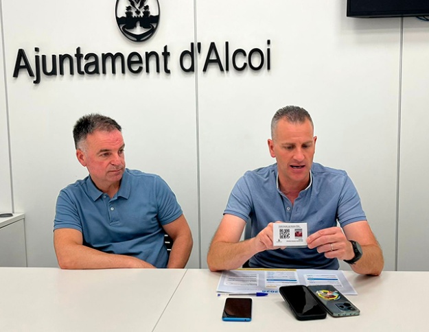 Javi López i Alberto Belda en roda de premsa