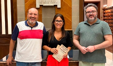 Javier Pérez, Lorena Zamorano i Raúl Roldán a l'Ajuntament d'Alcoi