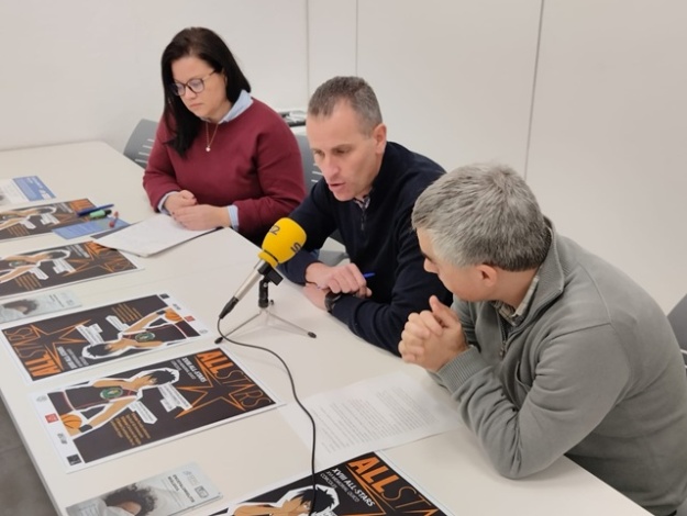 Monica Cerdá, Alberto Belda i Paco Agulló en roda de premsa