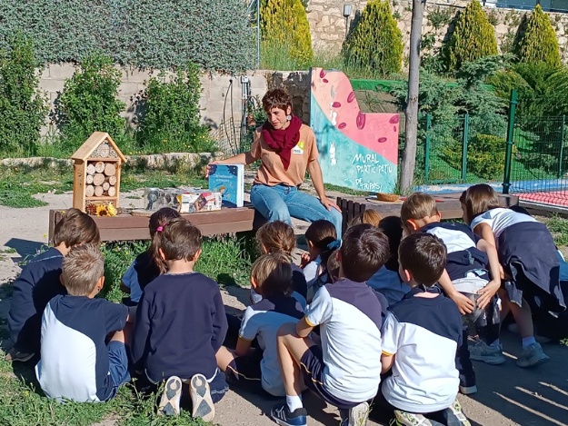 Xiquets i xiquetes en la jornada d'Educació Ambiental 2025-2026