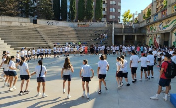 Alumnes durant l'Olimpíada Escolar al parc de la Zona Nord