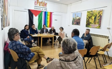 Representants municipals i veïnals en la reunió