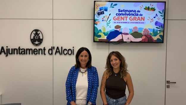Aroa Mira i Maria Amparo Gómez en roda de premsa