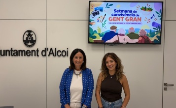Aroa Mira i Maria Amparo Gómez en roda de premsa