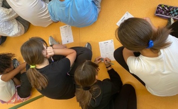 xiquets i xiquetes  escrivint propostes pressupostos participatius infància (3)