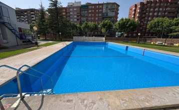 Piscina municipal de Caramanchel Juan Agudo Garat