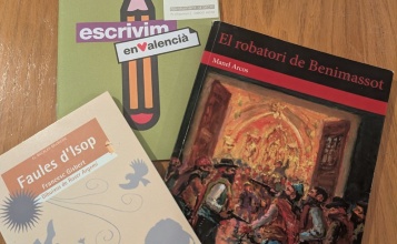 Portada de diversos llibres en valencià