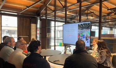 Elisa Guillem reunida amb diferents empreses al Parc Tecnològic de Rodes