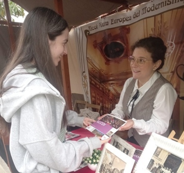 Stand de Alcoy en la Feria Modernista de Terrassa