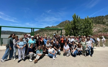 Foto de grup de la Visita Gent Gran a Aiora, Cofrents i Zarra